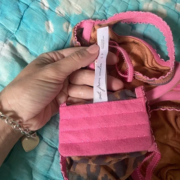 Out from under leopard print bustier corset top xs/s urban outfitters - Picture 3 of 4